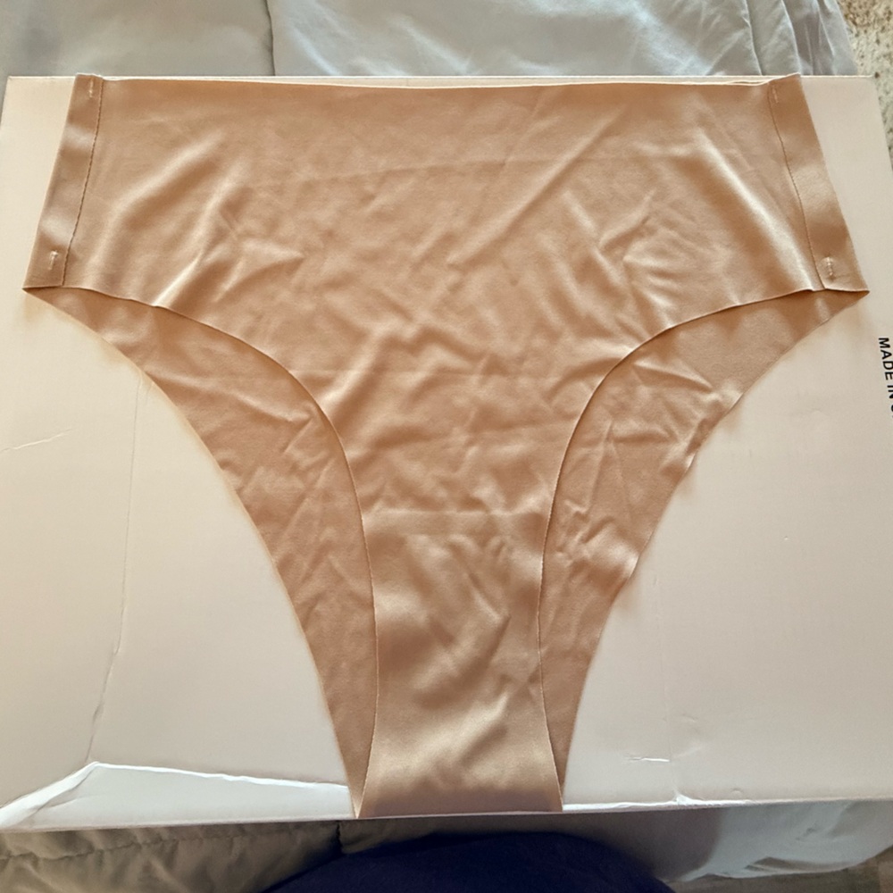Seamless Tan Women's Intimate high waisted high hip